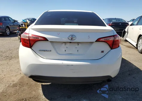 2018 Toyota Corolla L из США, поврежденный, VIN 2T1BURHE8JC042859